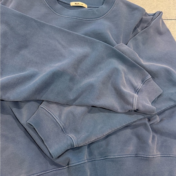 MadHappy Campus Essentials Cropped Blue Crewneck size XL - Picture 9 of 9